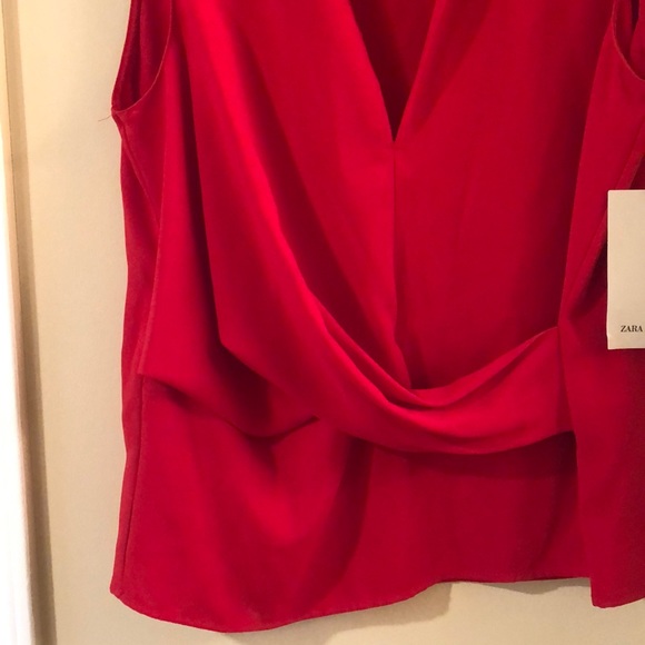 Red blouse - Picture 3 of 4